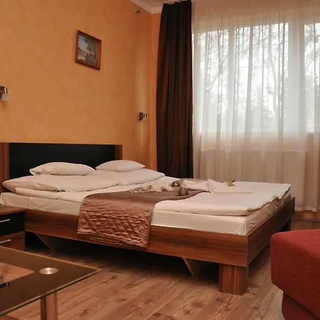 Harmony Panzio Bed & Breakfast *